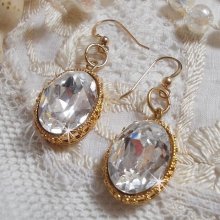 BO Boucles D'or avec des cabochons ovales en cristal et crochets d’oreilles en Gold Filled 14 carats.